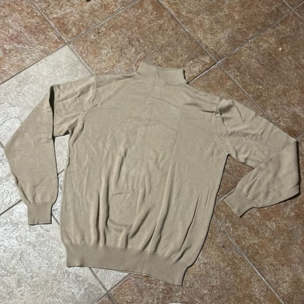 Men's Tan Sweater